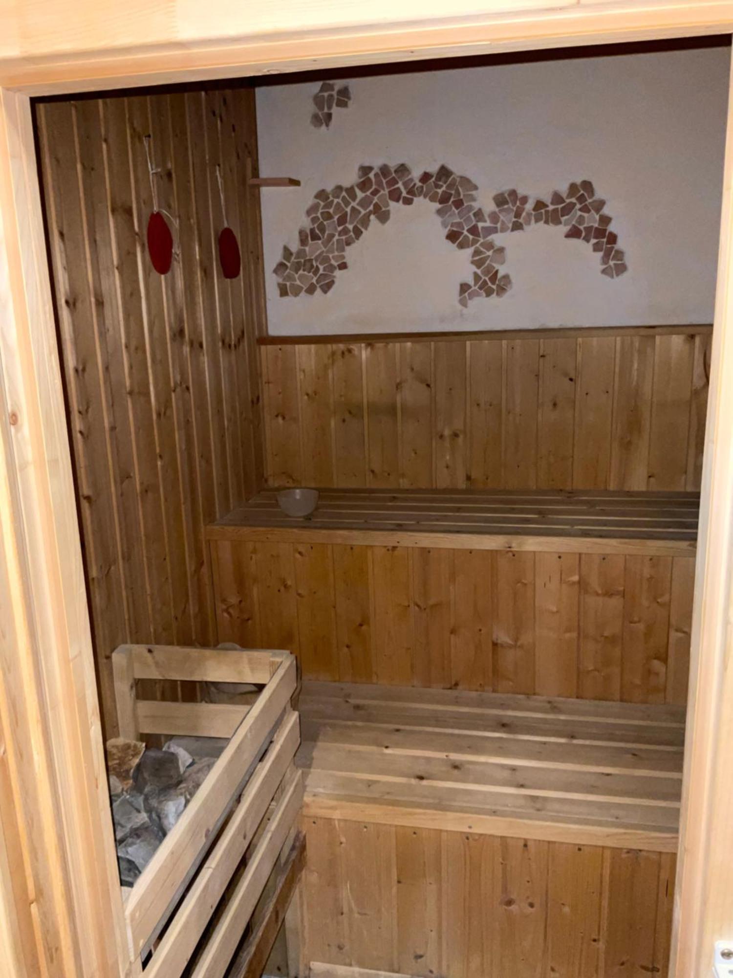 Toskanahaus, Njualms Tannheim Zewnętrze zdjęcie