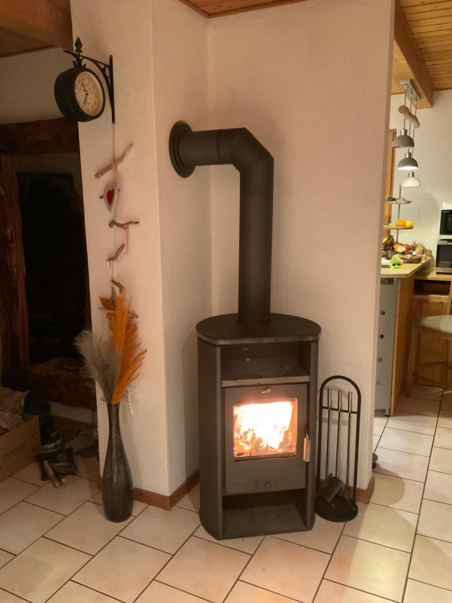 Toskanahaus, Njualms Tannheim Zewnętrze zdjęcie
